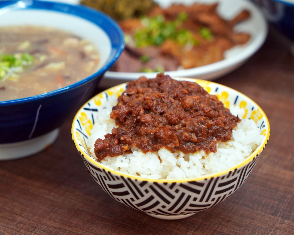 雲林牛肉麵,土庫美食,張家牛肉麵25.jpg