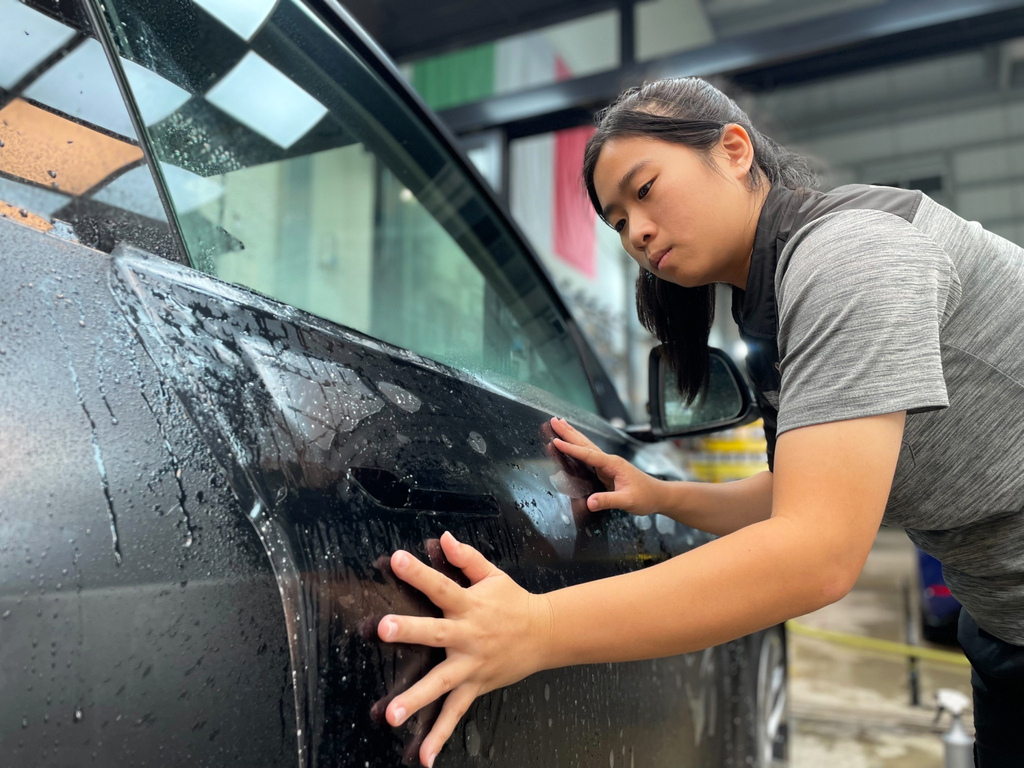 星城車體鍍膜包膜,台南汽車包膜,台南汽車貼膜推薦,xpel車體貼膜,tesla消光膜6-1.jpg