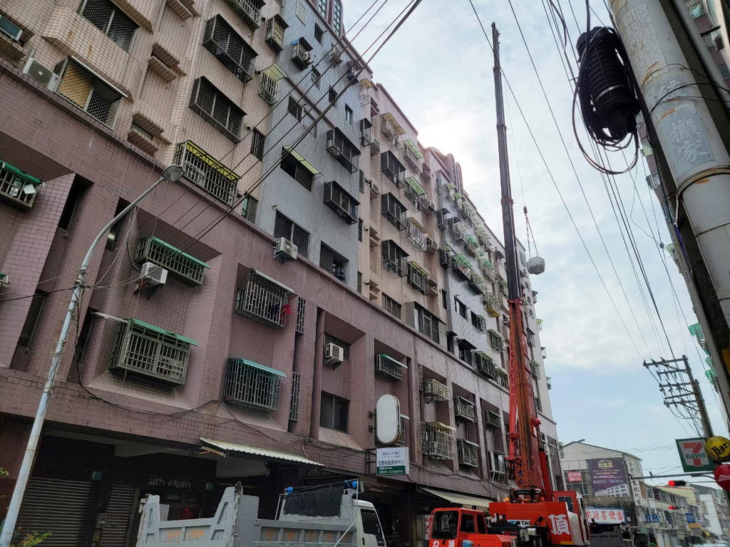 胖匠房屋修繕防水油漆工程,台南屋頂漏水整治防水層,台南屋頂防水工程,台南防水抓漏推薦10.jpg