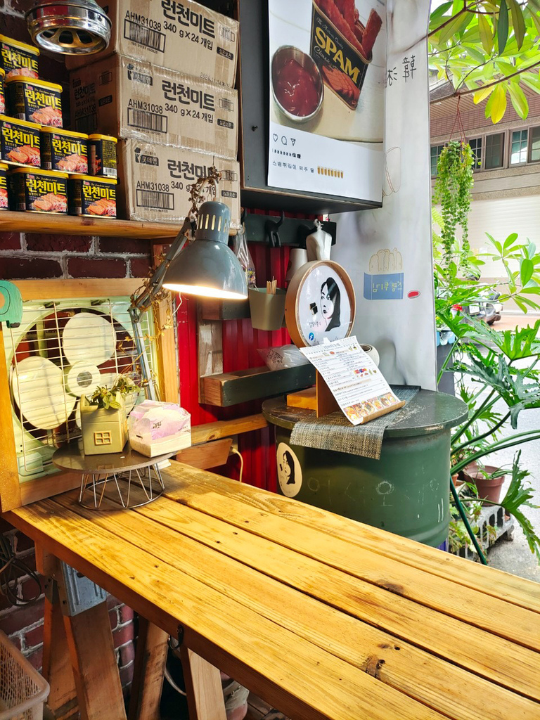 韓湘辣年糕五妃老闆娘店,台南韓國辣炒年糕,台南韓國小食推薦,黑輪魚板串,韓式炸醬麵,韓國手搖便當,韓國午餐肉11.jpg