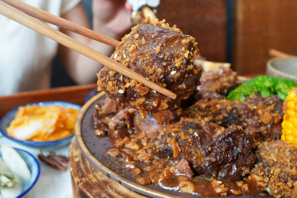 老胡記,善化美食餐廳,善化特色餐廳,南科美食,台南美食推推薦,陶作擺盤餐點美味12.jpg