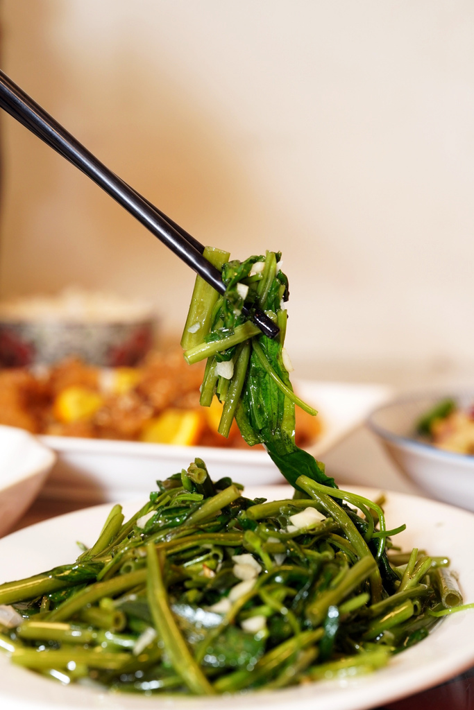 台南熱炒美食推薦，愛店分享：香橙料理食坊，平價又美味的家常菜