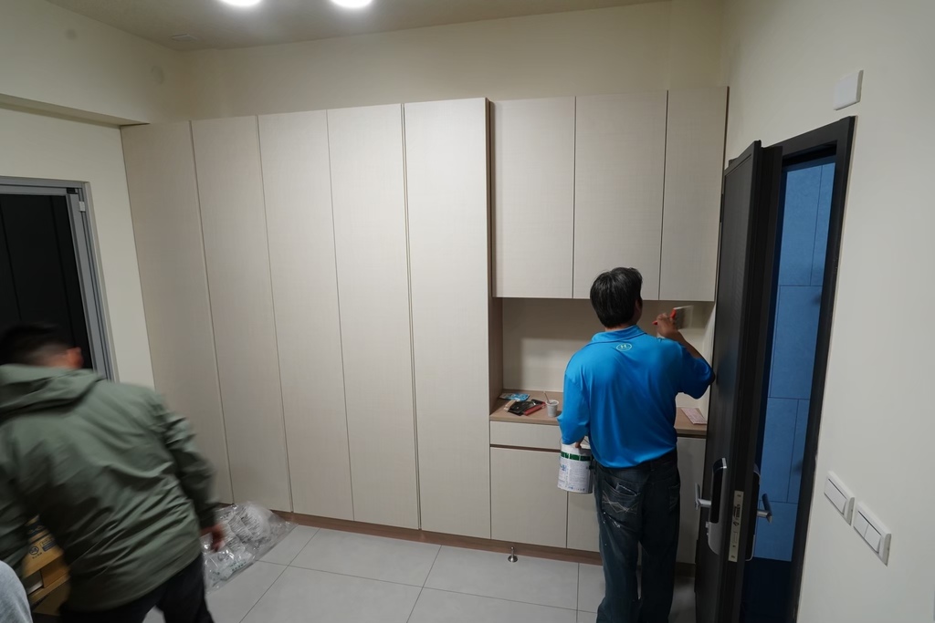 台南系統櫃裝潢推薦【全境空間規劃】哥哥嫂子喜提4層樓透天厝！