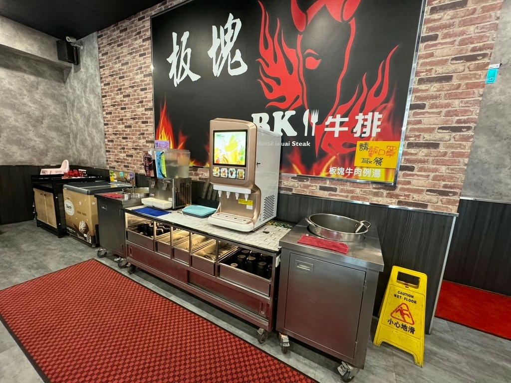 【台南平價牛排】安平牛排一條街，3家平價鐵板牛排你愛哪一家？