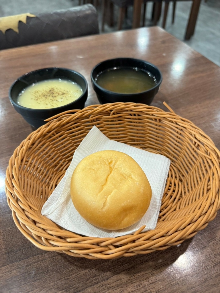 【台南平價牛排】安平牛排一條街，3家平價鐵板牛排你愛哪一家？