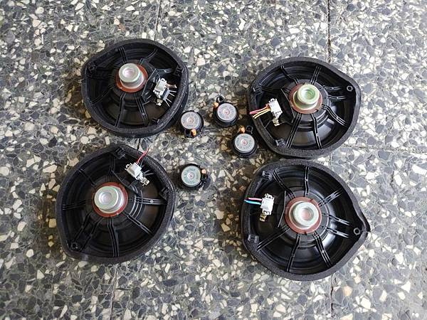 6原廠喇叭.jpg
