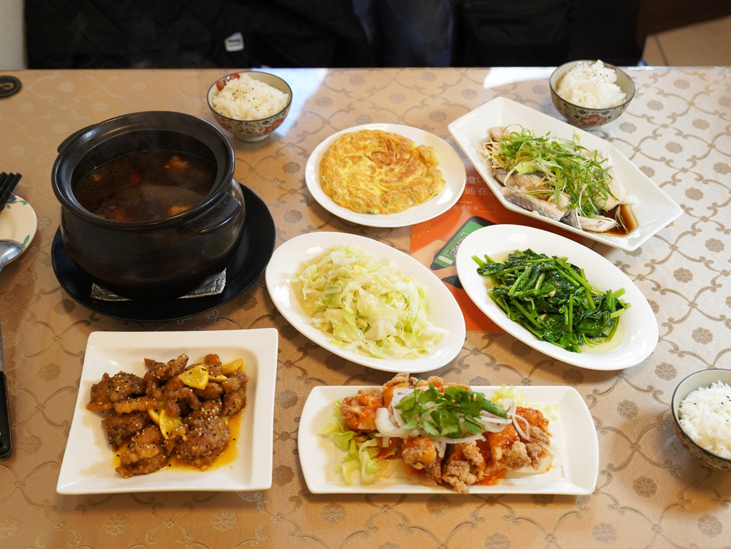 台南永康美食推薦：香橙料理食坊，CP值超高四人套餐，好吃又便