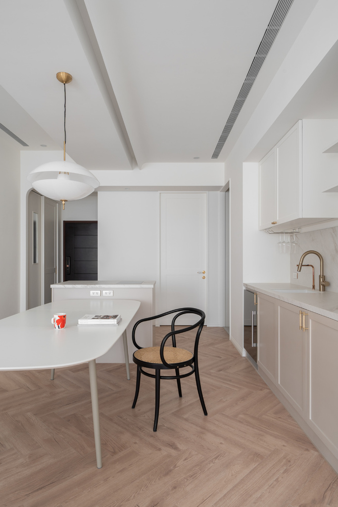 台北室內設計推薦│25坪舊屋翻新│奶油風夢幻新家│小屋換大屋