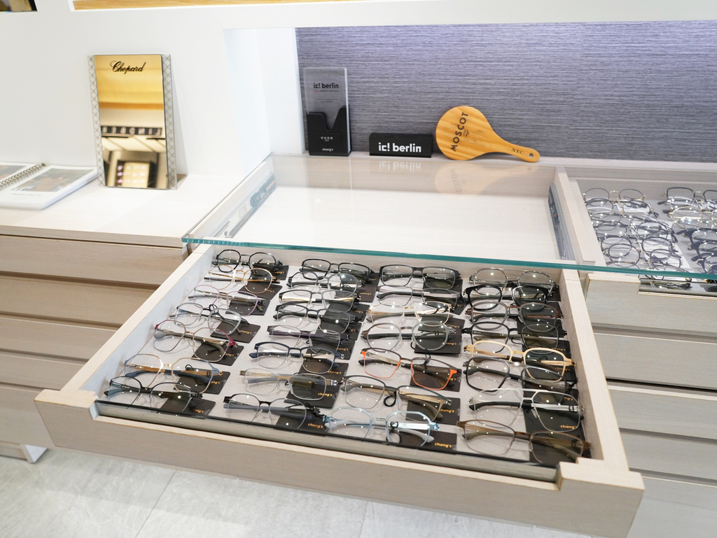 台南眼鏡推薦│明格眼鏡│我的精品眼鏡名單Lindberg、i 台南眼鏡推薦│明格眼鏡│我的精品眼鏡名單Lindberg、i