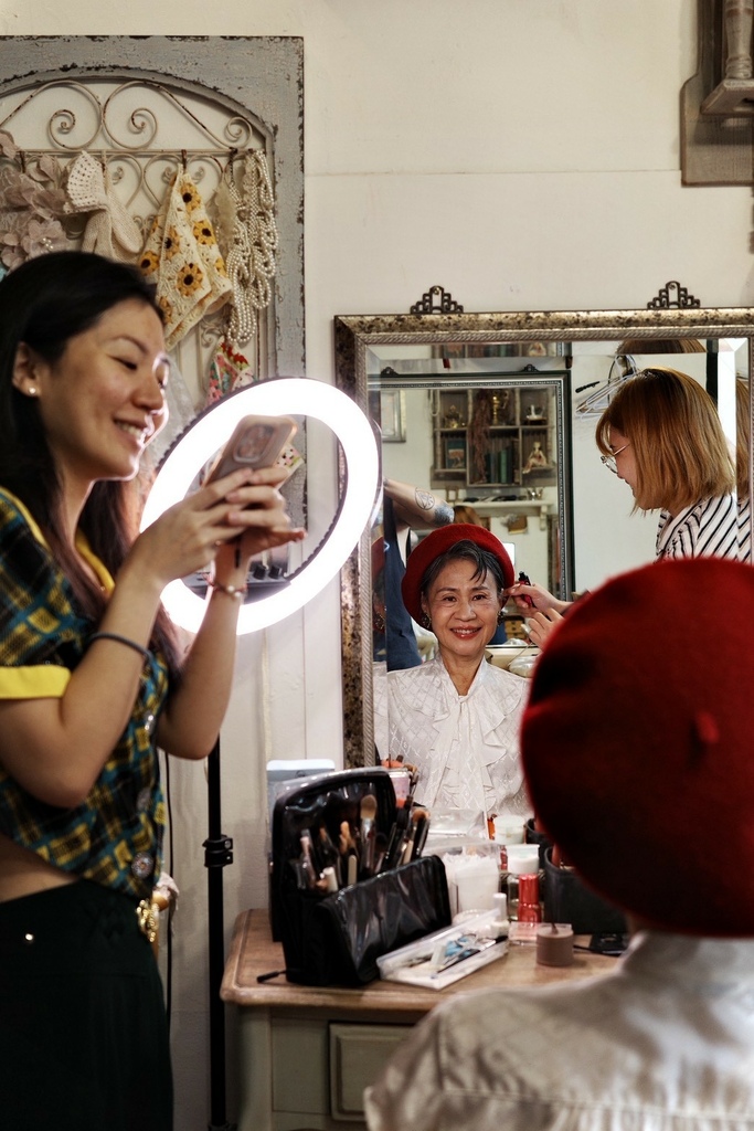 台南全家福推薦│爸媽紀念日之全家福圓夢計畫│復古又溫馨的全家