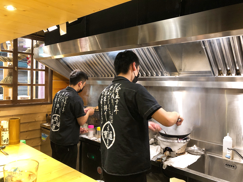 石牌美食推薦◆蔦燒日式居酒屋◆餐點極美味可口，烹調熟度拿捏的超好，必回訪！