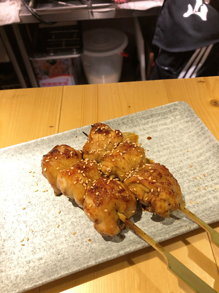 石牌美食推薦◆蔦燒日式居酒屋◆餐點極美味可口，烹調熟度拿捏的超好，必回訪！