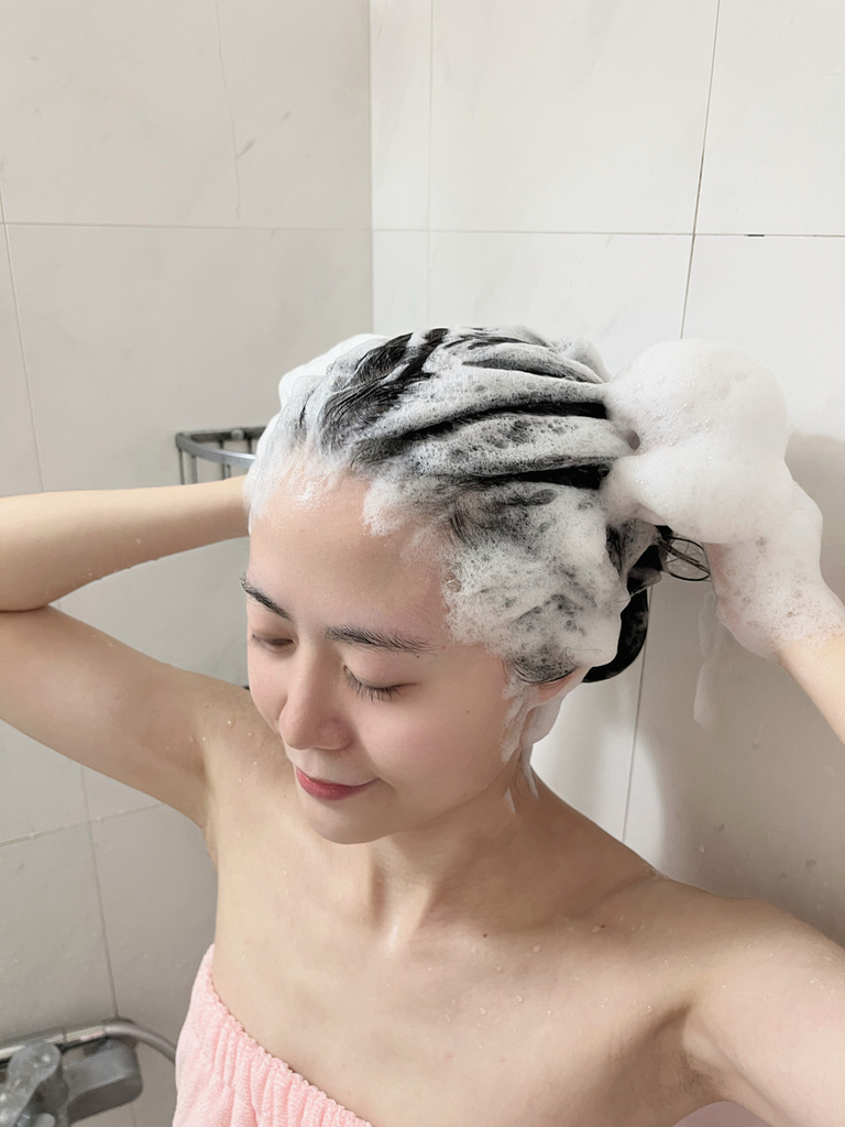 保濕護髮推薦◆Nukah鹿卡-晴初修護洗髮精/護髮乳◆染燙後深層修護居家沙龍級髮品,毛躁受損髮必看! 保濕護髮推薦◆Nukah鹿卡-晴初修護洗髮精/護髮乳◆染燙後深層修護居家沙龍級髮品,毛躁受損髮必看!