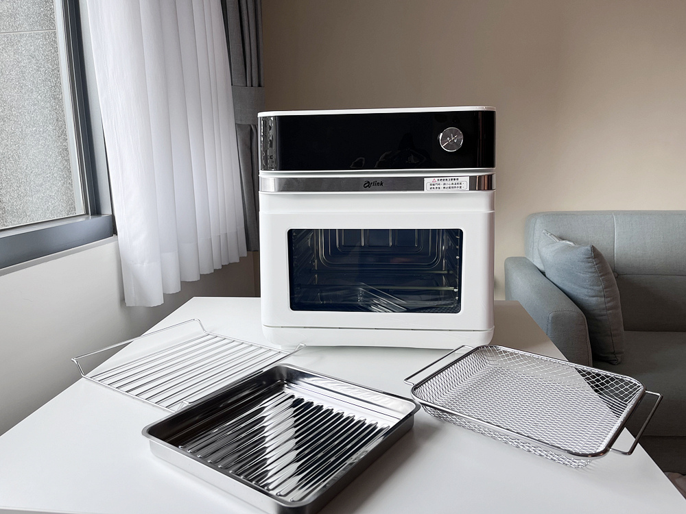 Arlink微電腦智慧蒸氣氣炸烤箱評價◆一台兼具氣炸、蒸、烤、清潔功能的烹飪神器！