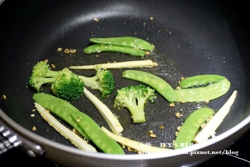 油漬蕃茄蔬菜義大利麵_9.JPG 油漬蕃茄蔬菜義大利麵_9.JPG