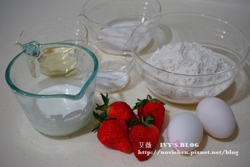 草莓馬芬_2.JPG 草莓馬芬_2.JPG
