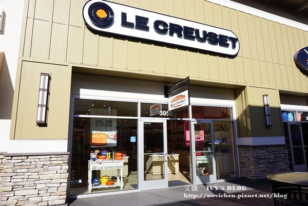 SF outlet_14.JPG SF outlet_14.JPG