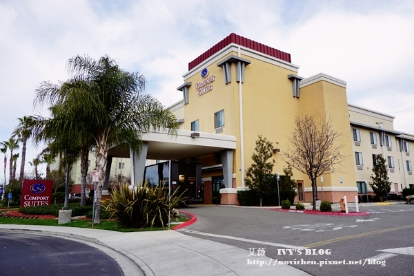 COMFORT SUITES Vacaville_2.JPG