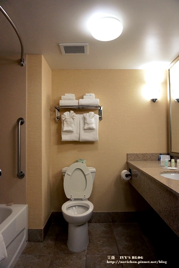 COMFORT SUITES Vacaville_12.JPG