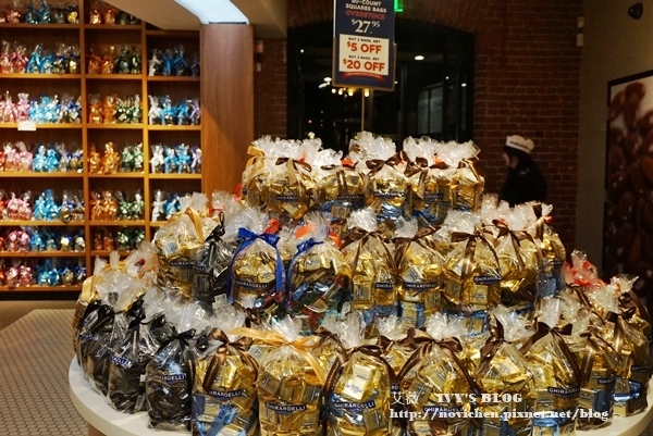 Ghirardelli Square_19.JPG