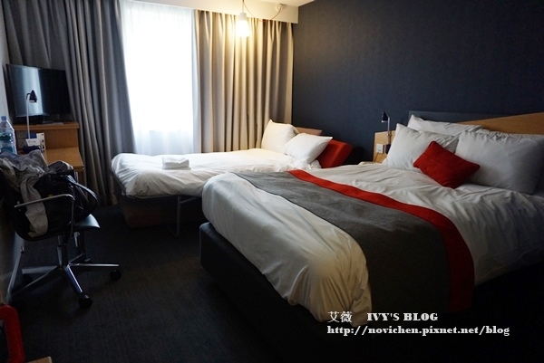 Holiday Inn Express Glouceste_6.JPG