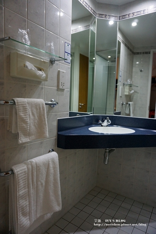 Holiday Inn Express Glouceste_14.JPG