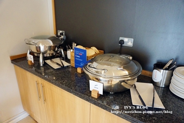 Holiday Inn Express Glouceste_20.JPG