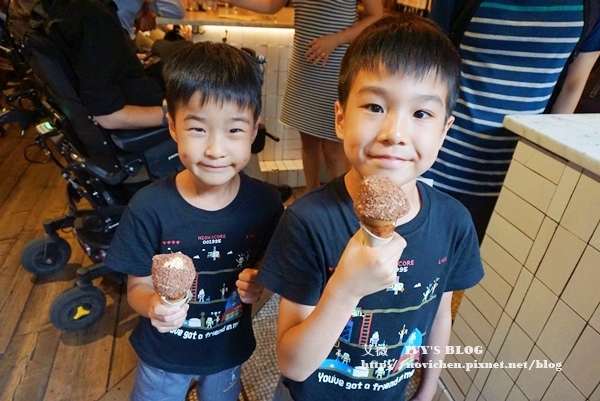 Flat Iron_19.JPG Flat Iron_19.JPG