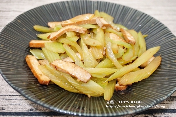 芹菜豆干_1.JPG 芹菜豆干_1.JPG