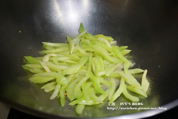 芹菜豆干_5.JPG