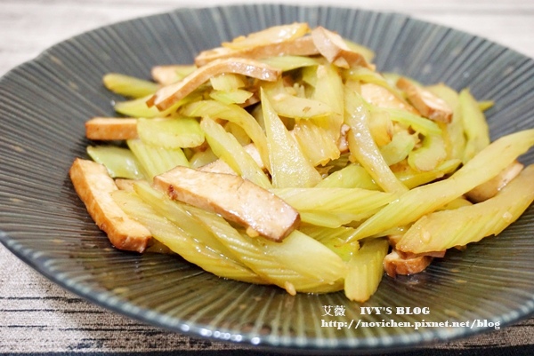 芹菜豆干_9.JPG