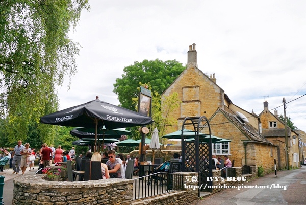 Bourton-on-the-water_15.JPG