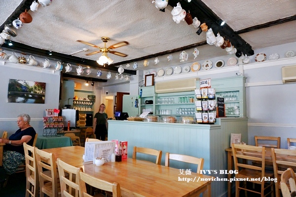 Bourton-on-the-water_18.JPG Bourton-on-the-water_18.JPG