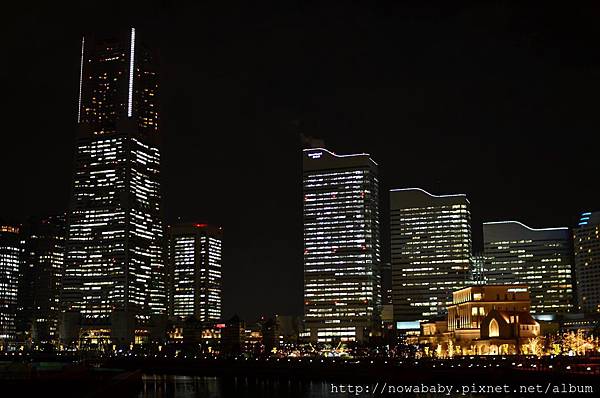 04港未來夜景.JPG