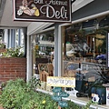 03camel by the sea_5th avenue deli.JPG