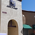 15Folsom Premium outlet.JPG