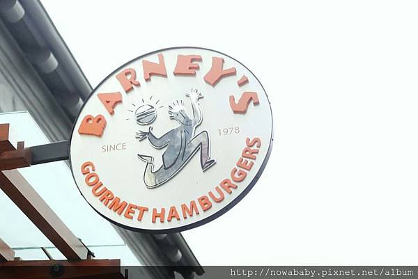 01Barneys Gourmet Hamburger.JPG