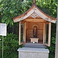 46JR博多城屋上燕子森林廣場_鐵道神社.JPG