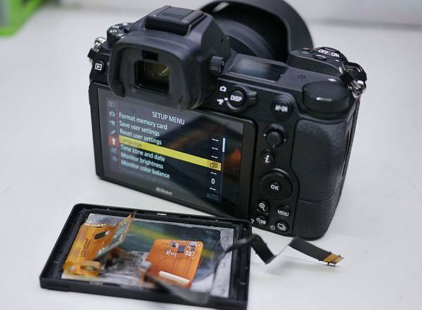 Re: [閒聊] 從修相機中，看清了台灣的企業(相機泡水處理)