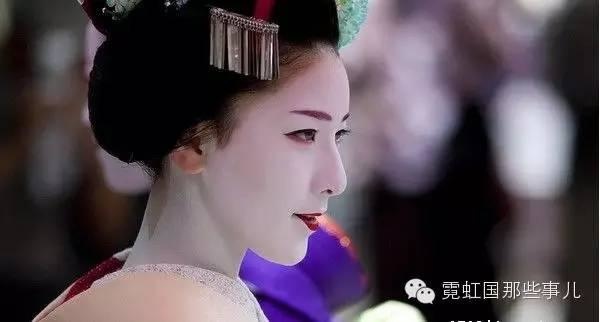 (https://kknews.cc/culture/29e3bme.html)