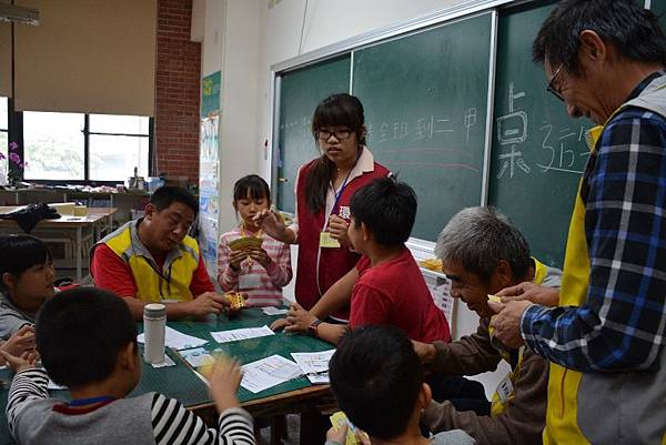 108年01月照片-16.南華大學Young Green環境志工隊09.jpg