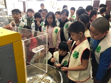 108年01月照片-28.國立高雄科技大學水產食品科學系食在猴腮雷08.jpg