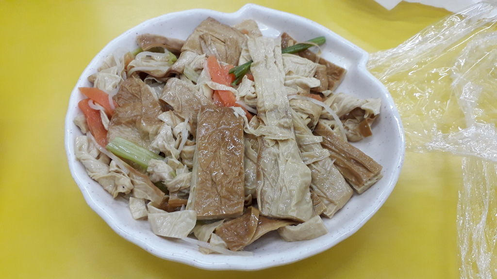 1071023小菜豆腐皮.jpg