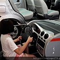 女兒電動車模擬體驗.jpg