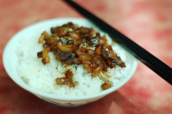 萬華小王滷肉飯