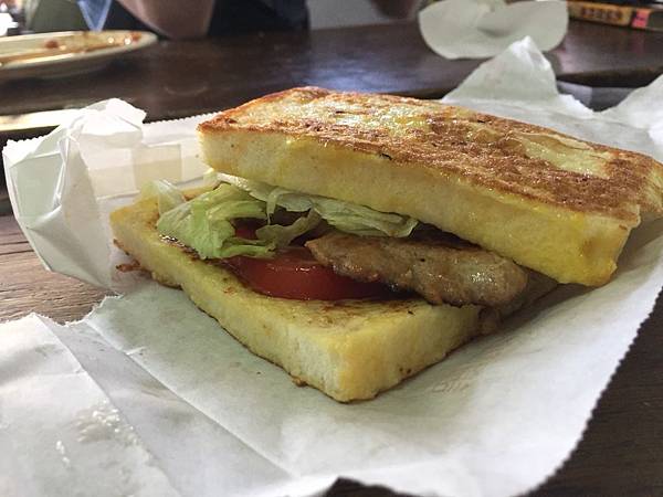 八斗子特色美味二重奏 六年仁班早餐店 香烤土司 海大usr觀光列車的部落格 痞客邦