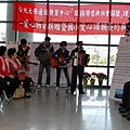 990126愛心典禮現場49--李炳輝表演9.JPG
