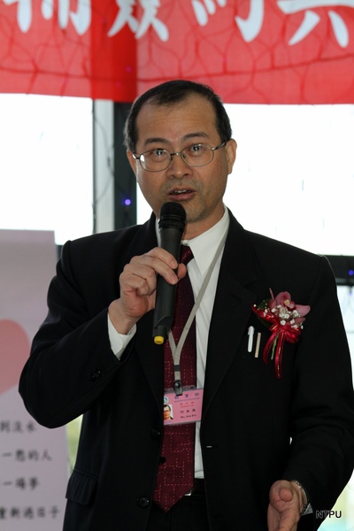 990126愛心典禮現場68--教育部高教司何卓飛司長致詞3.JPG