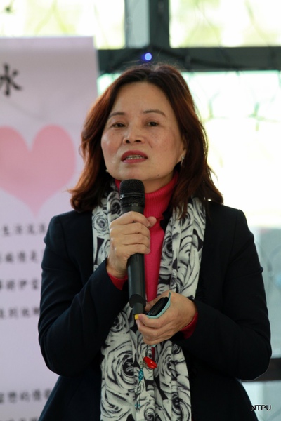 990126愛心典禮現場80--台北縣社會局李麗圳局長致詞3.JPG