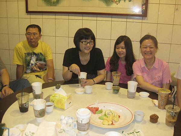 左起: 沈俊德+王淑娟+黃子玲+崔文林 (趙志華提供)